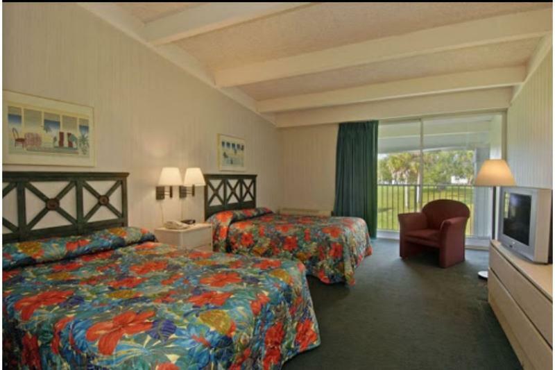 Rodeway Inn Clermont Bagian luar foto